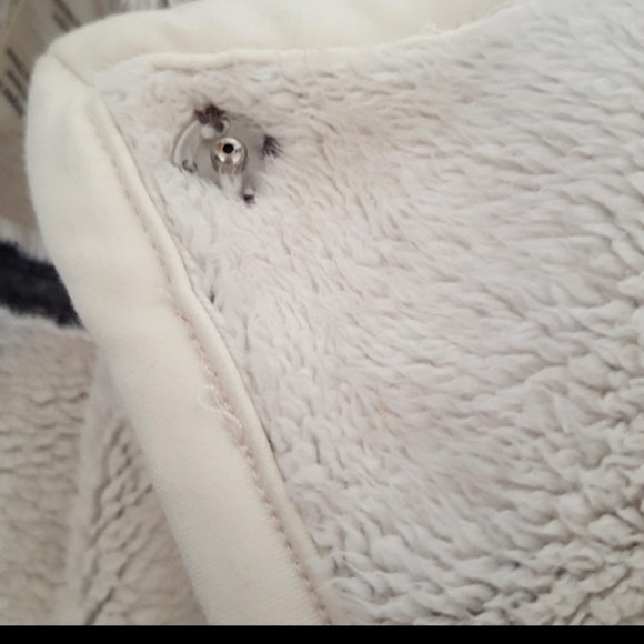 Lululemon fur lined wrap - Picture 16 of 16